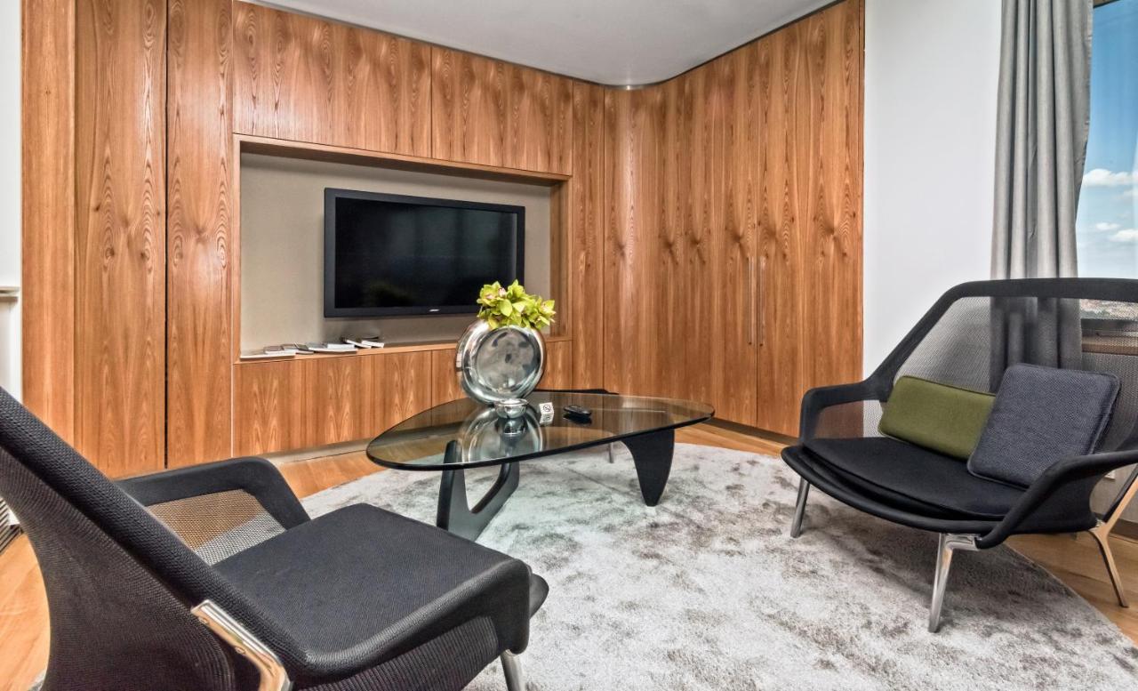One Room Hotel Praha Bagian luar foto